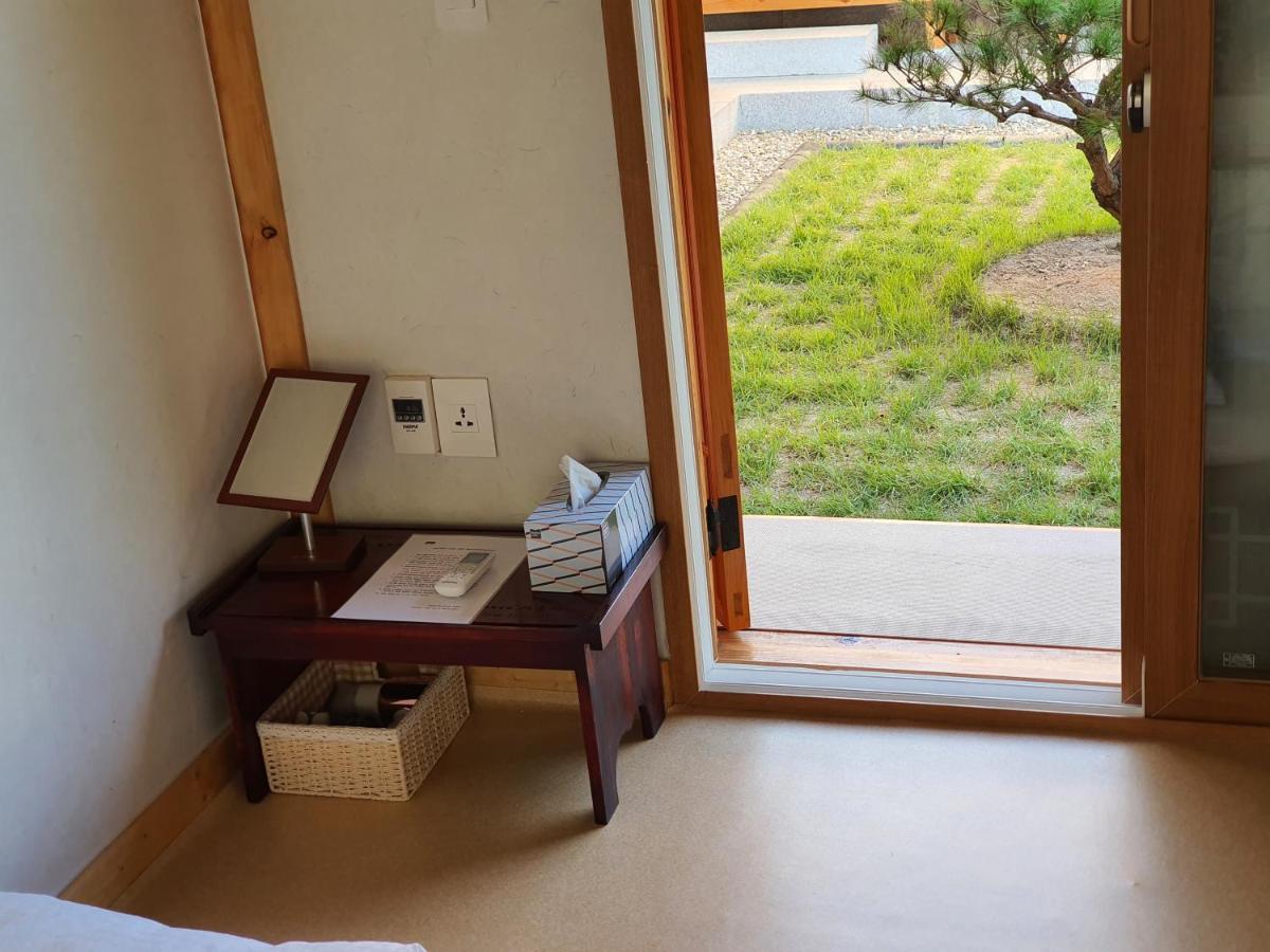 Bed and Breakfast Sieunjae Gyeongju Exterior foto