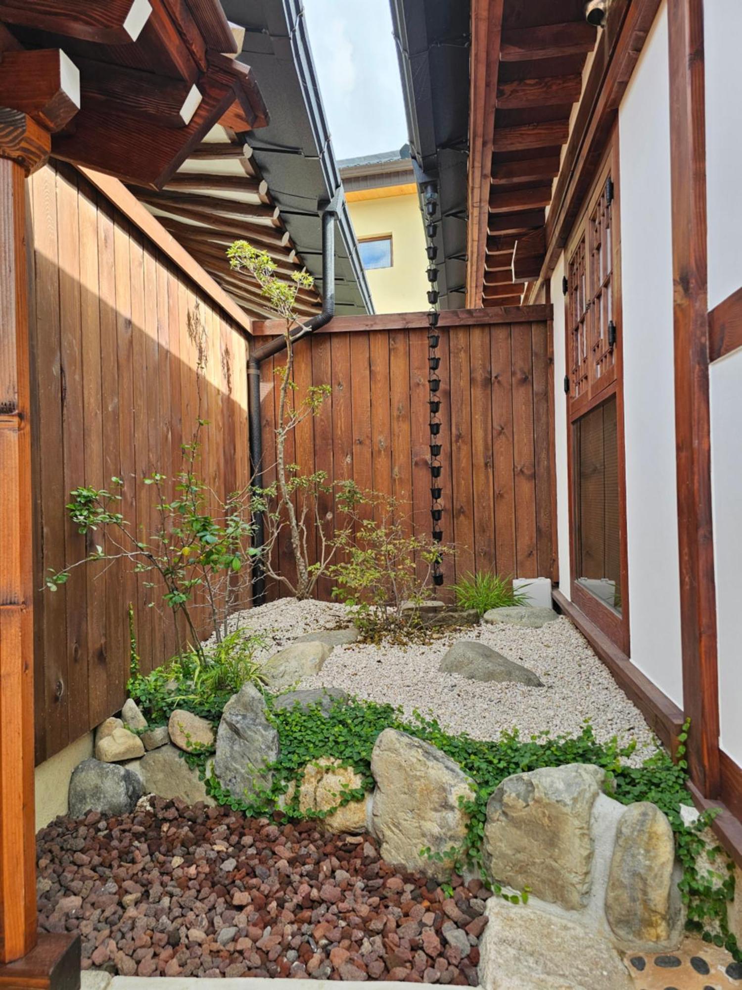 Bed and Breakfast Sieunjae Gyeongju Exterior foto
