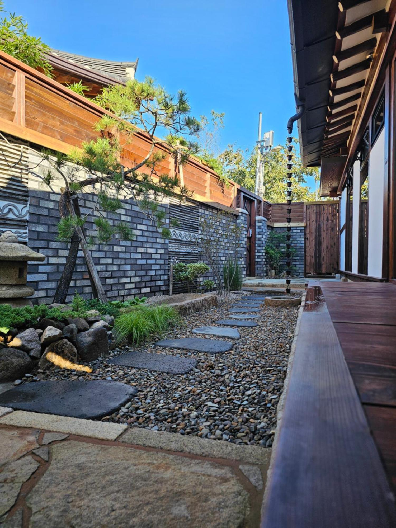 Bed and Breakfast Sieunjae Gyeongju Exterior foto
