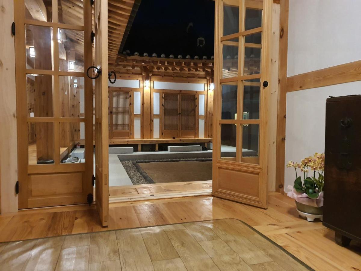 Bed and Breakfast Sieunjae Gyeongju Exterior foto