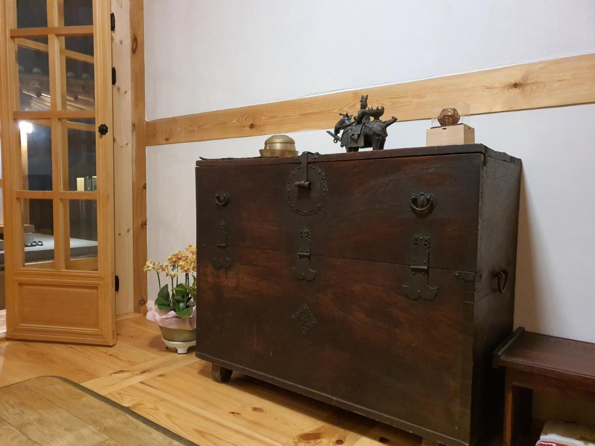 Bed and Breakfast Sieunjae Gyeongju Exterior foto